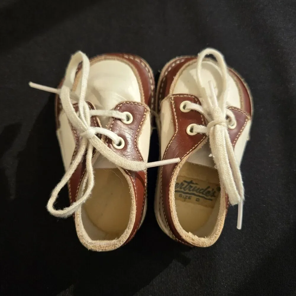 Vintage Gertrude's Brown/White Baby Infant Shoes Sz.0 Lace-up Firm Bottom Oxford
